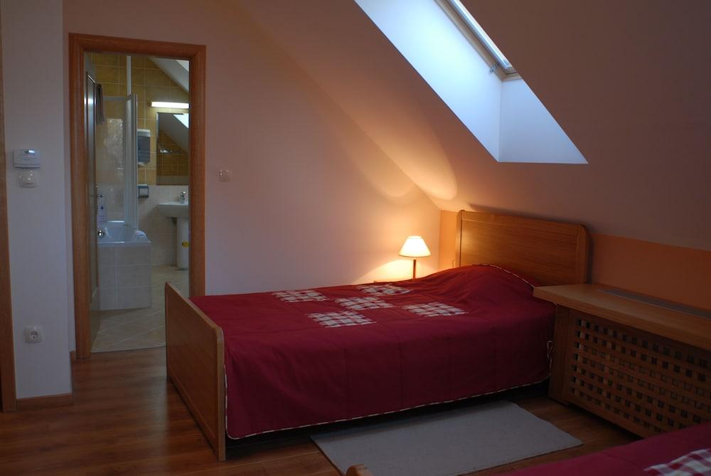 อพาร์ตโฮเต็ล สเนซนา คราลิจา Aparthotel Stubicke Toplice ภายนอก รูปภาพ