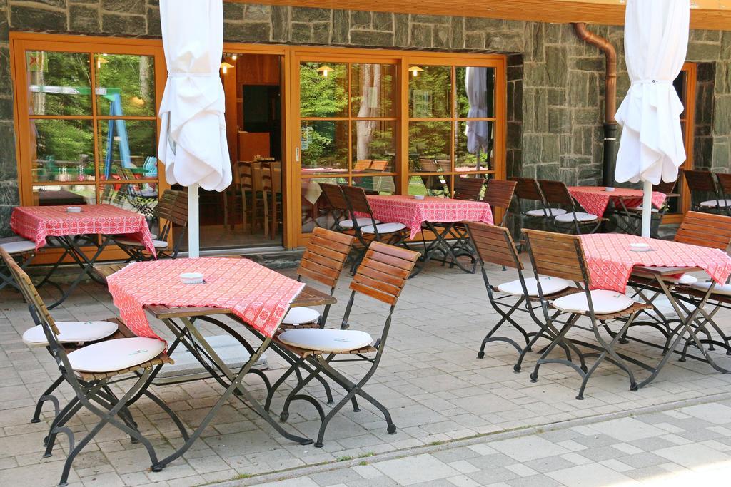 อพาร์ตโฮเต็ล สเนซนา คราลิจา Aparthotel Stubicke Toplice ภายนอก รูปภาพ