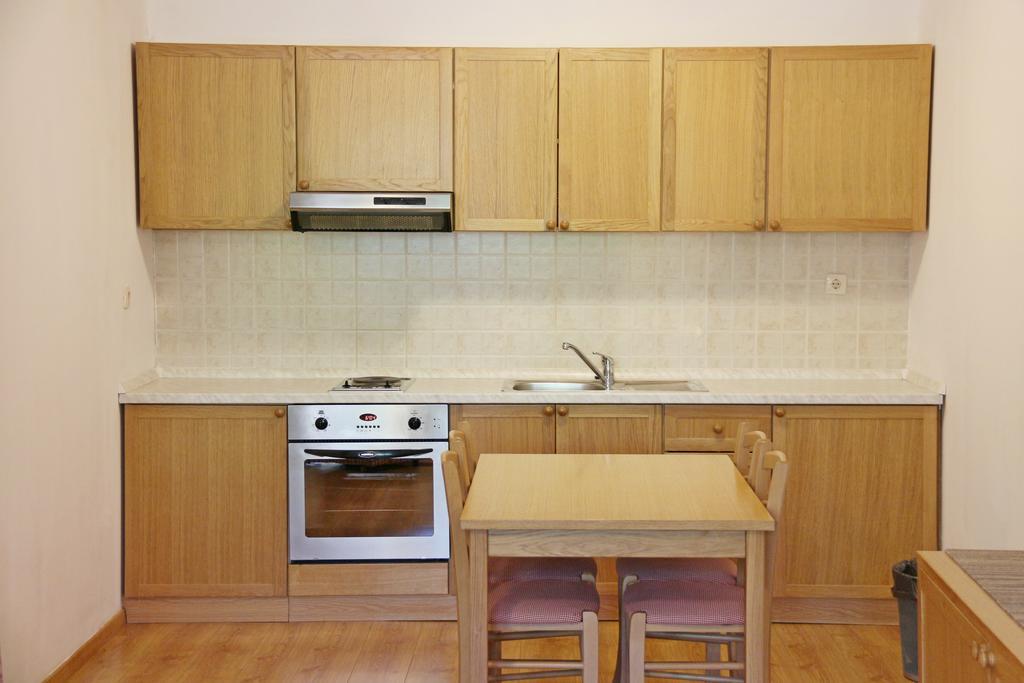 อพาร์ตโฮเต็ล สเนซนา คราลิจา Aparthotel Stubicke Toplice ห้อง รูปภาพ